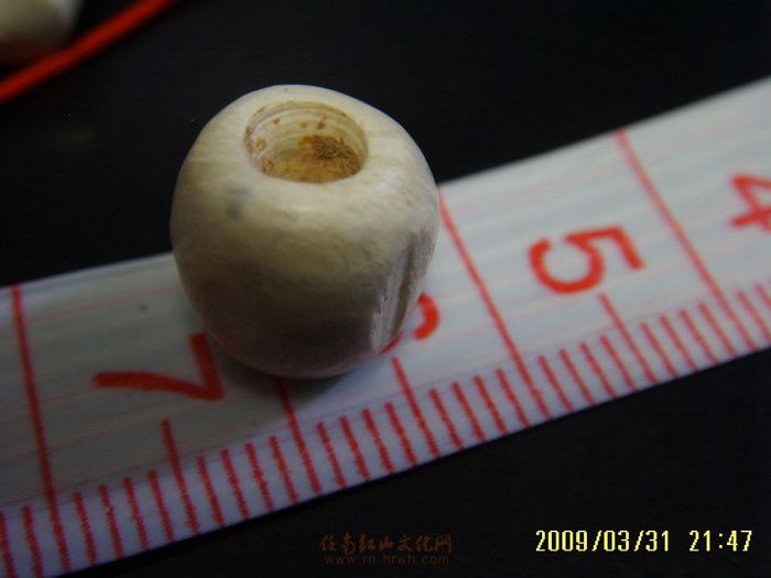 良渚文化鸡骨白珠子盘玩3年后变化
